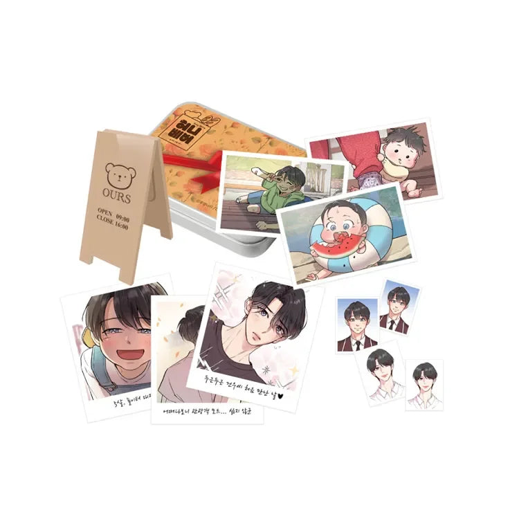 Fantazit Honey Bear Boss Hajin Set featuring illustrated character photo cards and a small stand display