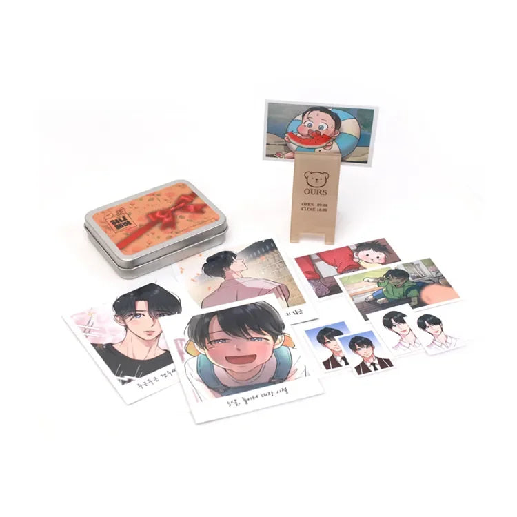 Honey Bear Boss Hajin Set featuring illustrated character photo cards and a themed metal storage tin